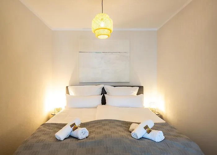 Fewo Ahrperle-Modernes Apartment-Balkon-Kurviertel