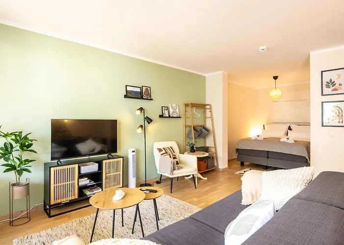 Fewo Ahrperle-Modernes Apartment-Balkon-Kurviertel