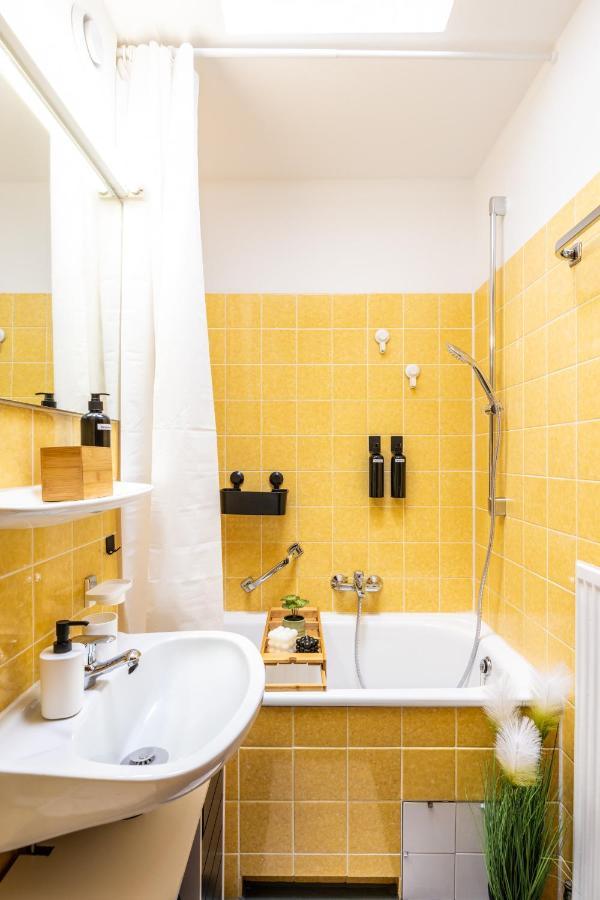 Ahrperle-modernes Apartment-balkon-kurviertel Apartment *