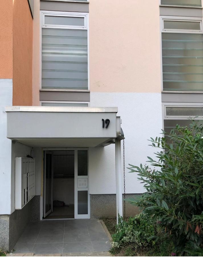 Apartment Ahrperle-modernes Apartment-balkon-kurviertel *
